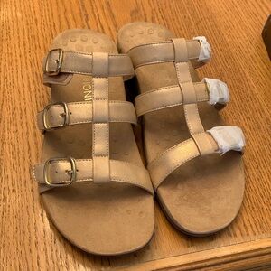 Vionic Sandal Miss Rose Gold size 11